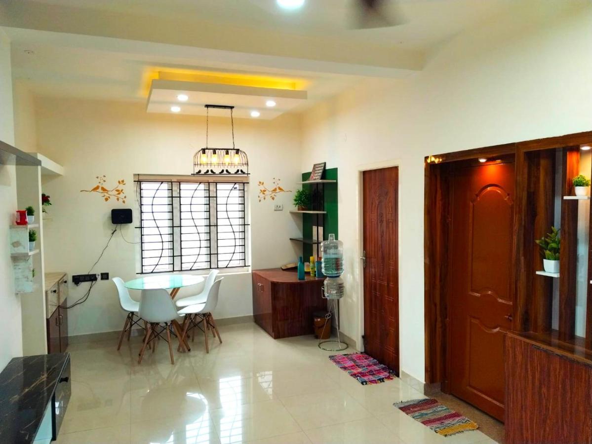 Asshappystayinn Hotel Tiruchirappalli Екстер'єр фото