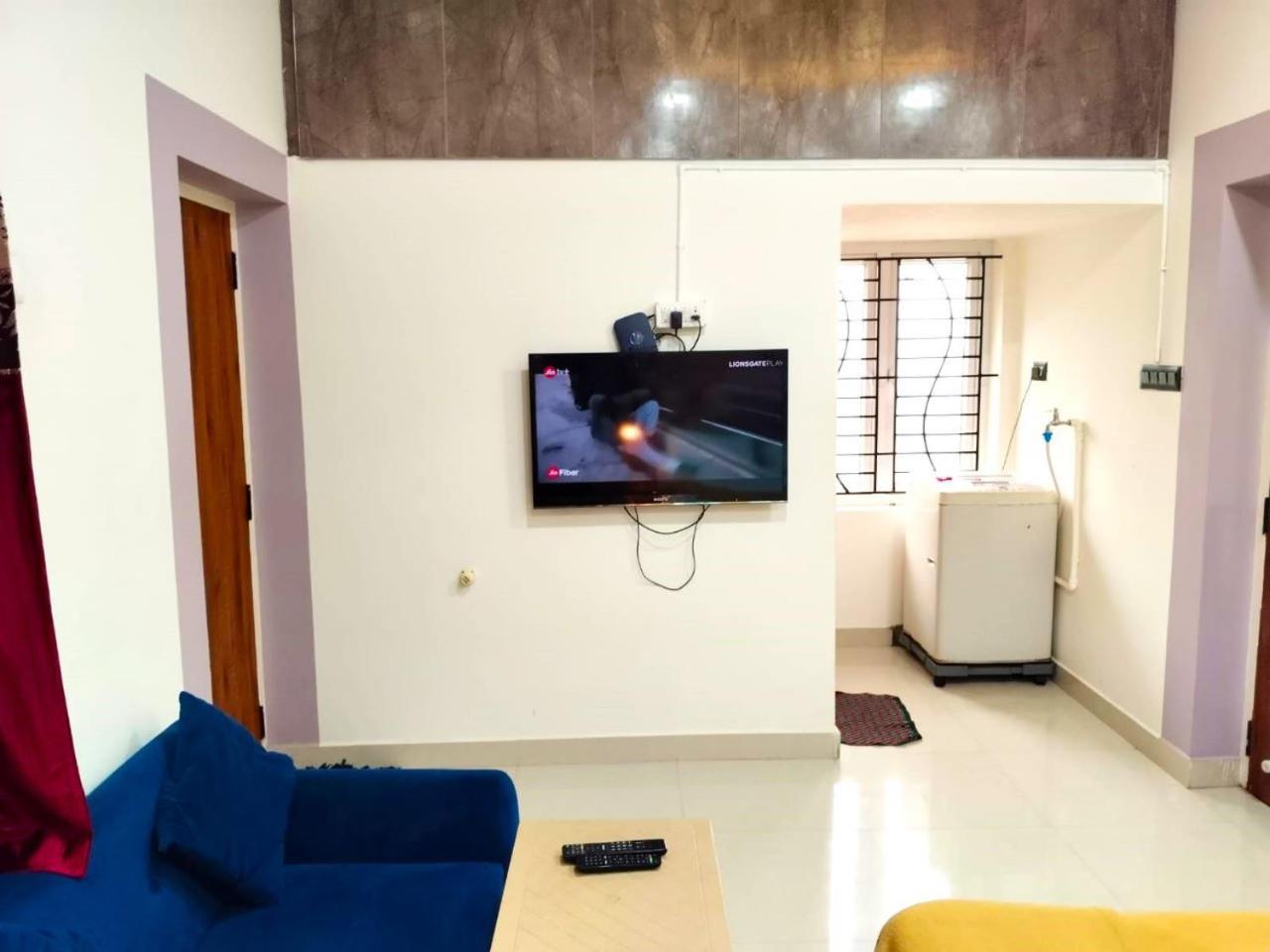 Asshappystayinn Hotel Tiruchirappalli Екстер'єр фото