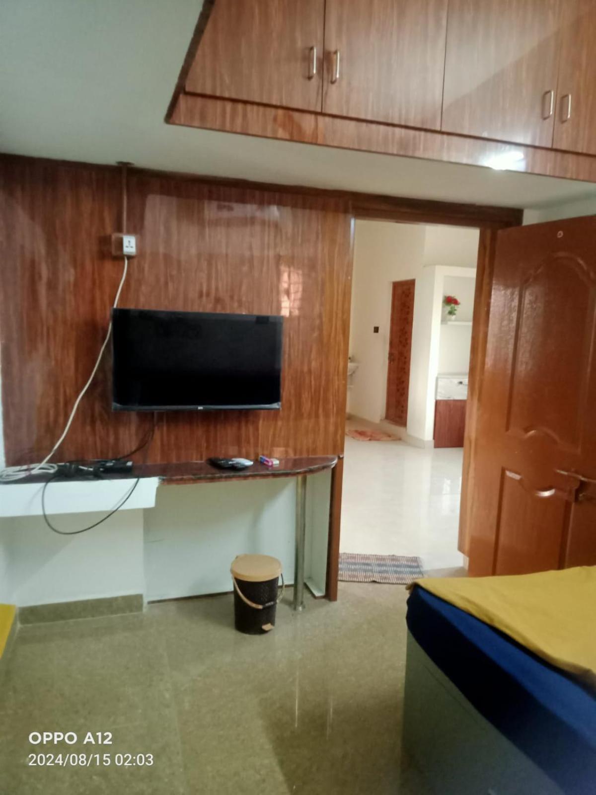 Asshappystayinn Hotel Tiruchirappalli Екстер'єр фото